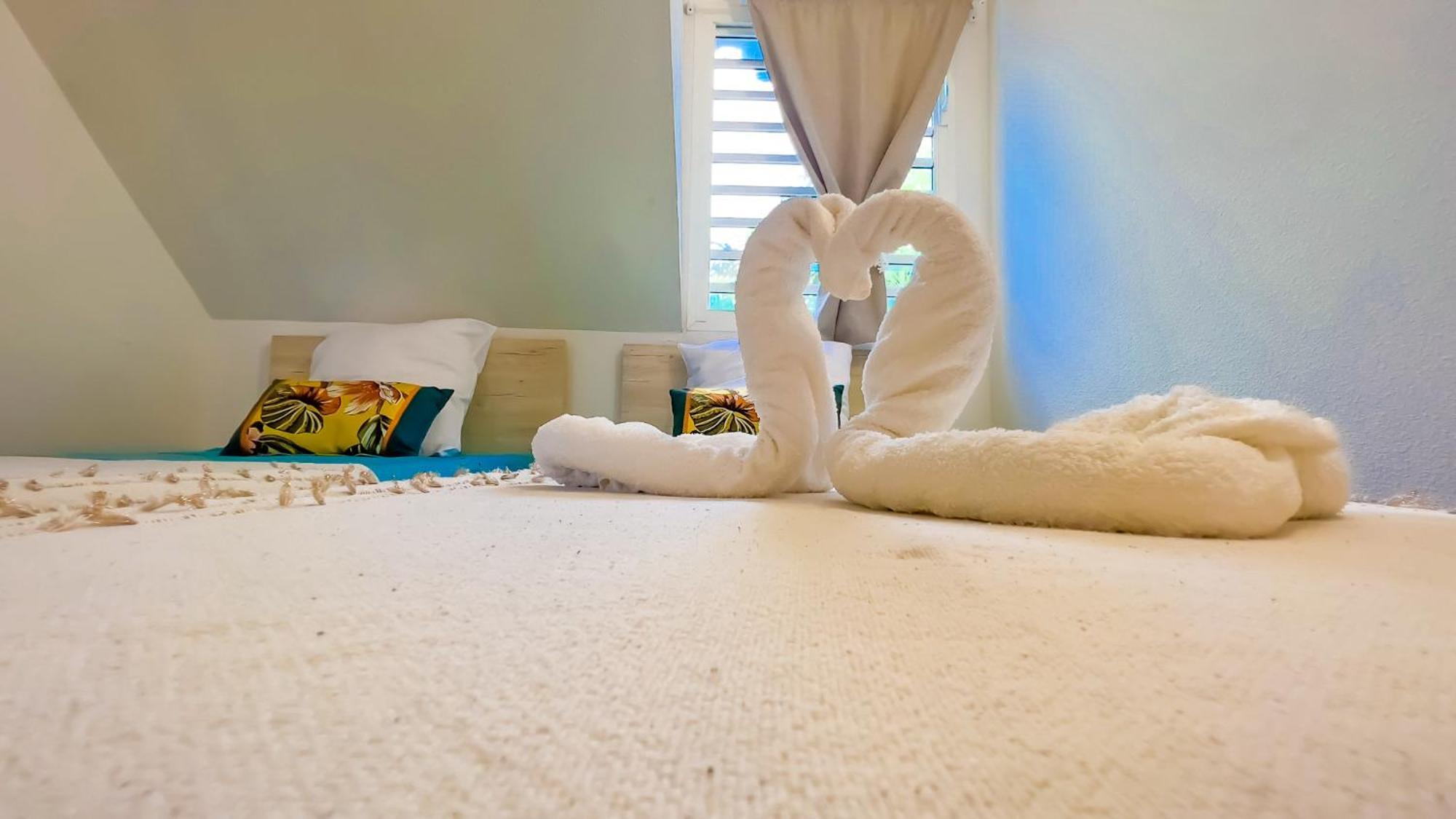 Magnifique Appartement Fleurs Caraibes - 6 Personnes En Residence Avec Piscine Privee - Sainte Anne Bagian luar foto